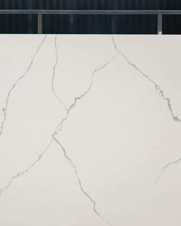 T-One Marble Statuario Porselen plaka